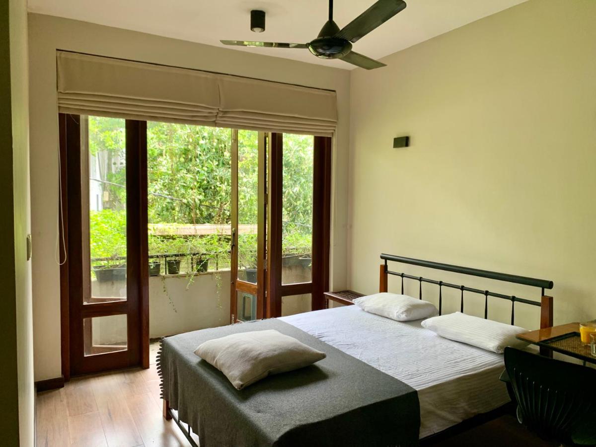 Cozy Luxury Room With Balcony View ! Rajagiriya Exterior photo