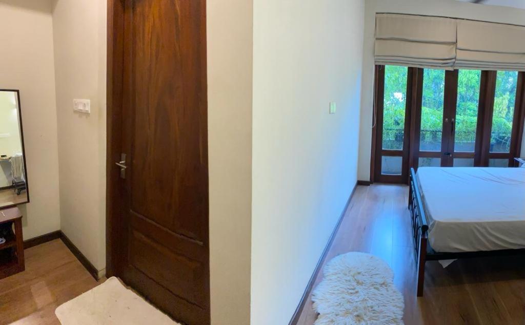 Cozy Luxury Room With Balcony View ! Rajagiriya Exterior photo